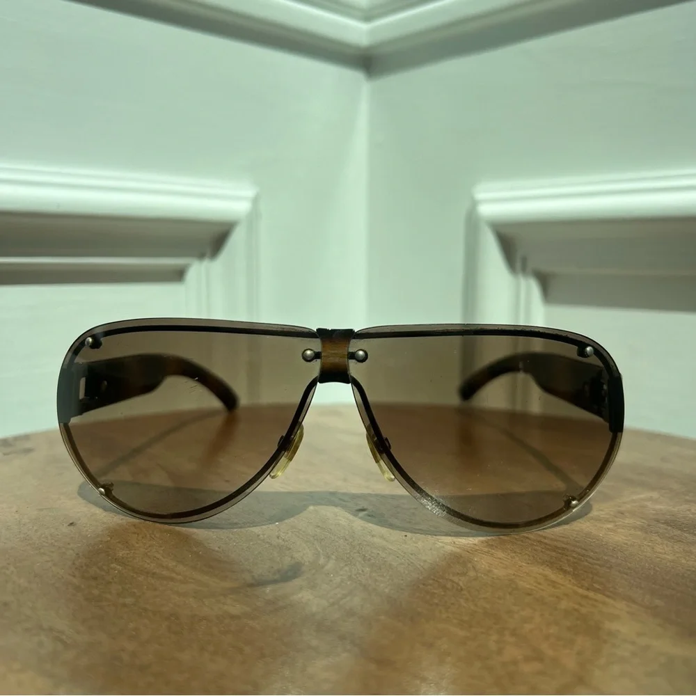 GUCCI Vintage Small Aviator Oval Sunglasses - Picture 4 of 7